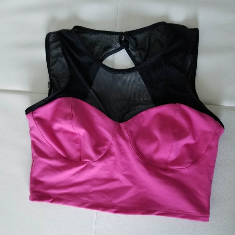 Crop top